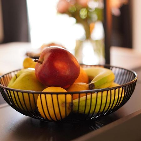 Stay At Smilla - Boutique Apartments Mit Kueche - Parken - Klima - Netflix - Waschmaschine Висбаден Екстериор снимка