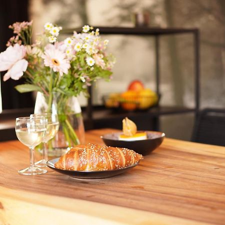 Stay At Smilla - Boutique Apartments Mit Kueche - Parken - Klima - Netflix - Waschmaschine Висбаден Екстериор снимка
