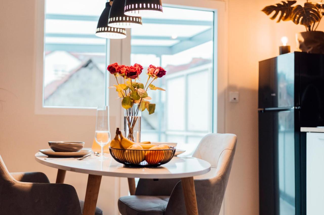 Stay At Smilla - Boutique Apartments Mit Kueche - Parken - Klima - Netflix - Waschmaschine Висбаден Екстериор снимка