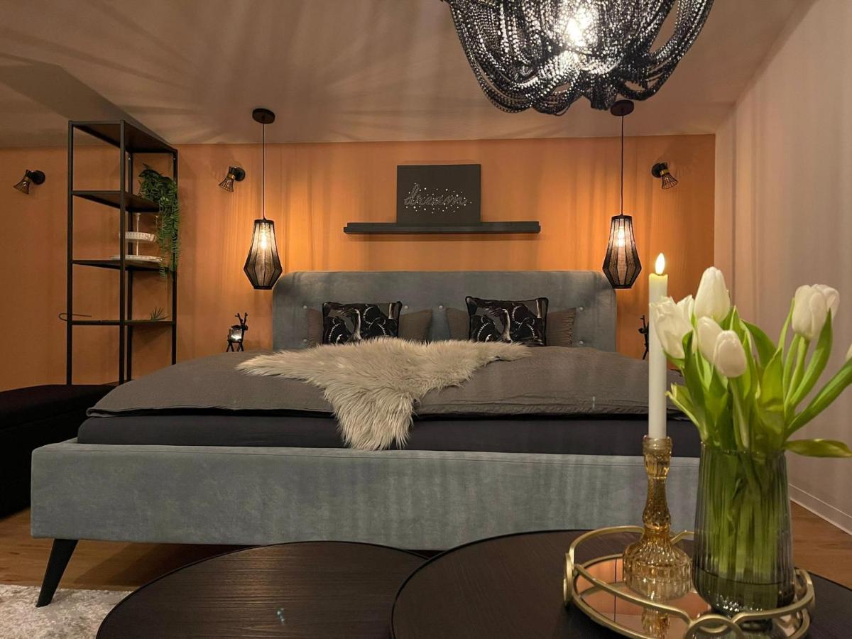 Stay At Smilla - Boutique Apartments Mit Kueche - Parken - Klima - Netflix - Waschmaschine Висбаден Екстериор снимка