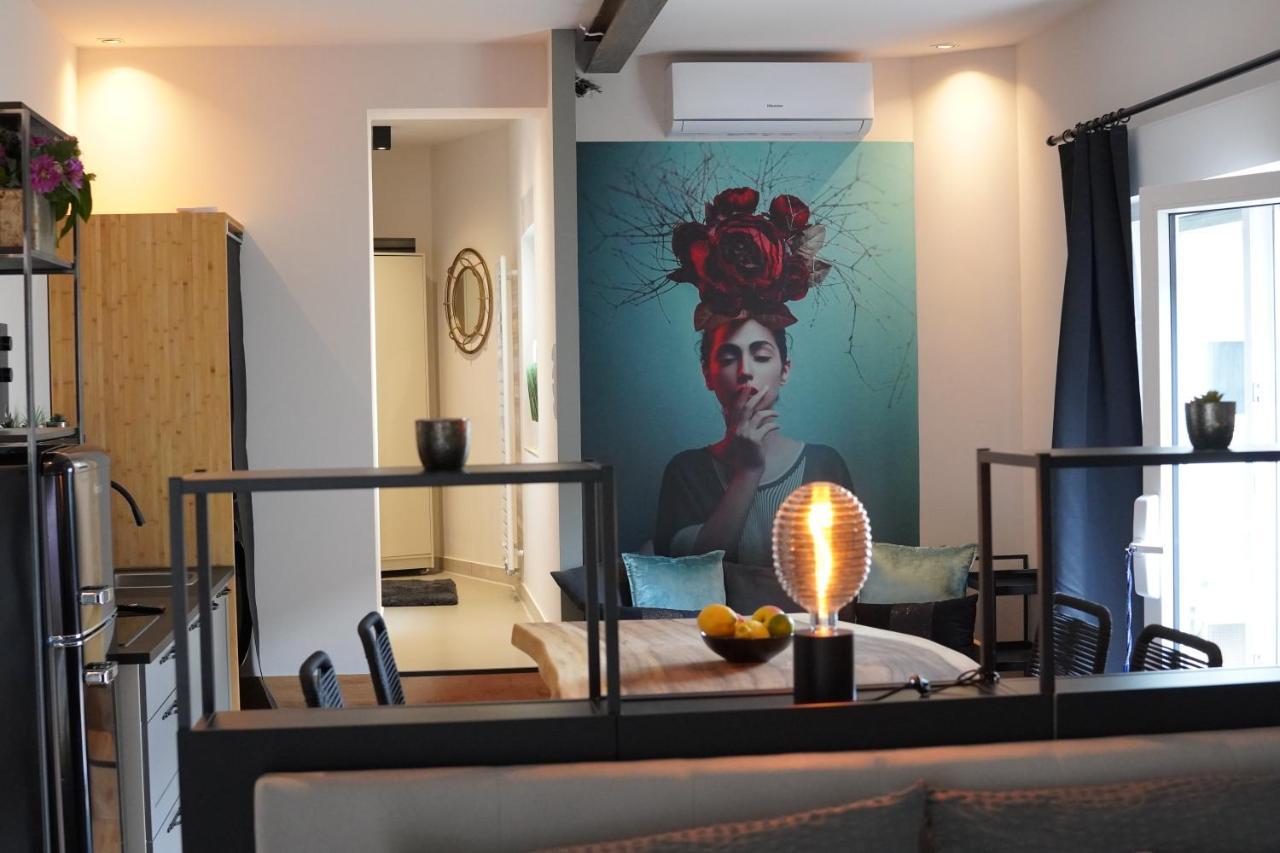 Stay At Smilla - Boutique Apartments Mit Kueche - Parken - Klima - Netflix - Waschmaschine Висбаден Екстериор снимка
