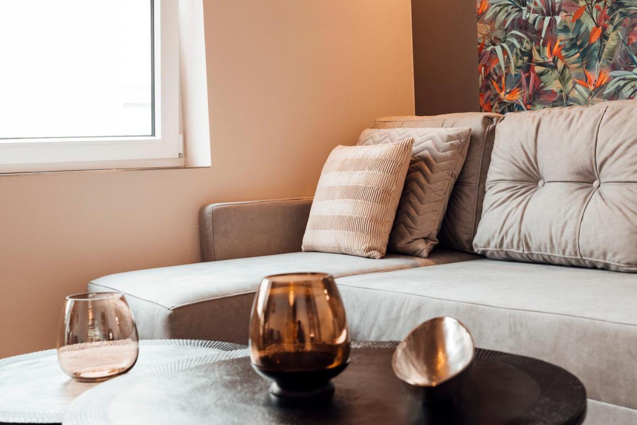Stay At Smilla - Boutique Apartments Mit Kueche - Parken - Klima - Netflix - Waschmaschine Висбаден Екстериор снимка