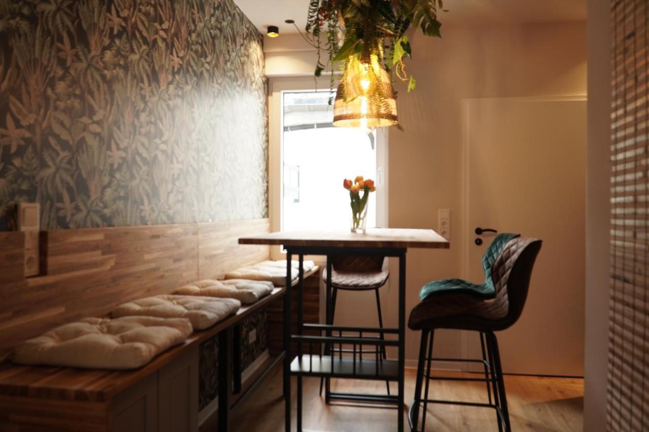 Stay At Smilla - Boutique Apartments Mit Kueche - Parken - Klima - Netflix - Waschmaschine Висбаден Екстериор снимка