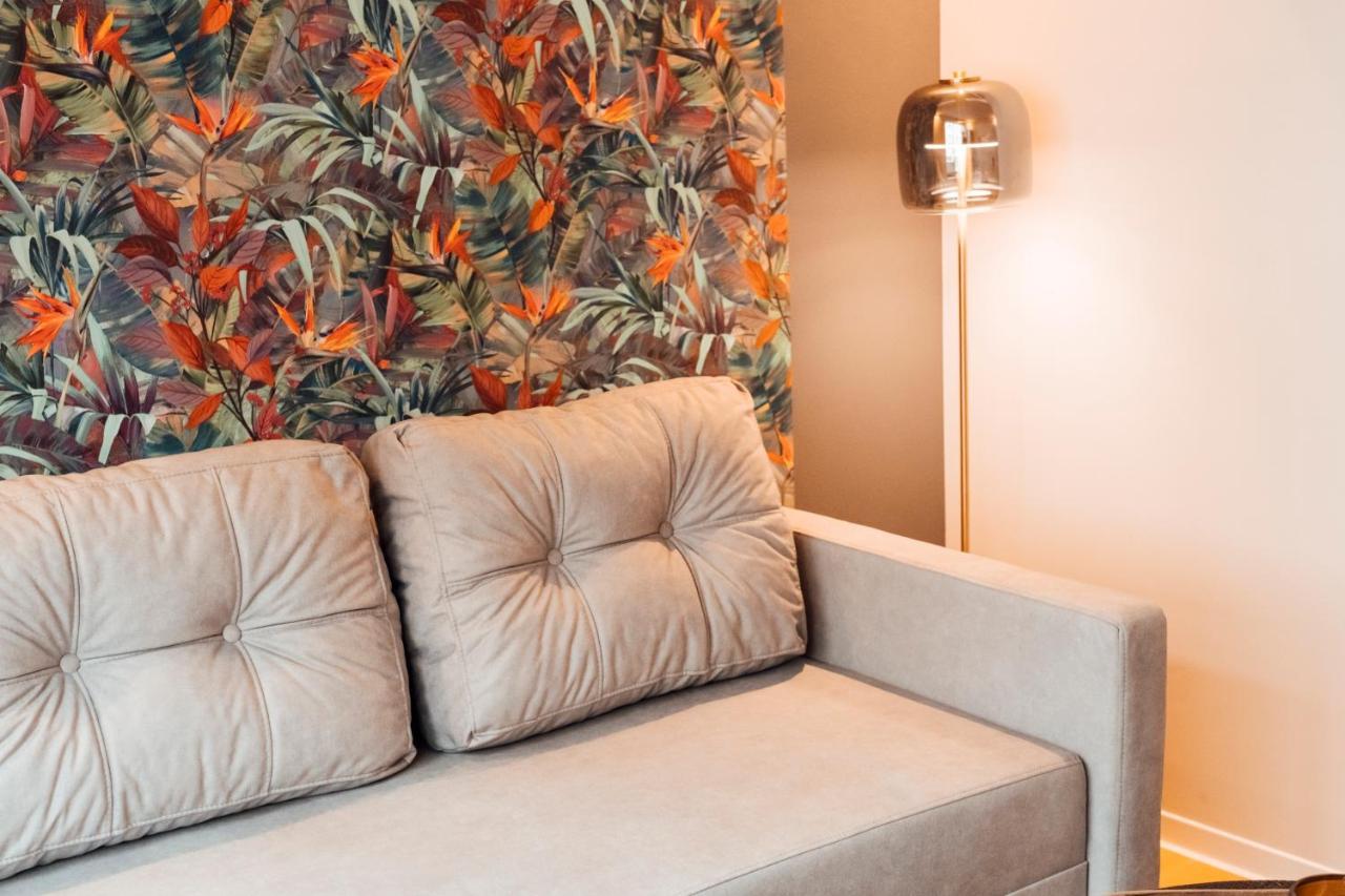 Stay At Smilla - Boutique Apartments Mit Kueche - Parken - Klima - Netflix - Waschmaschine Висбаден Екстериор снимка