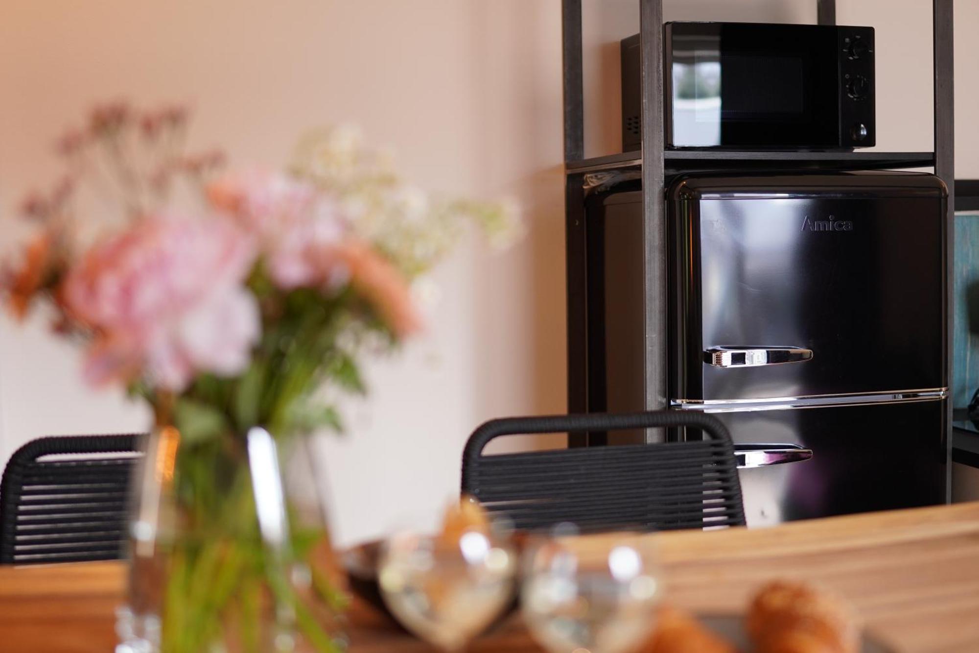 Stay At Smilla - Boutique Apartments Mit Kueche - Parken - Klima - Netflix - Waschmaschine Висбаден Екстериор снимка
