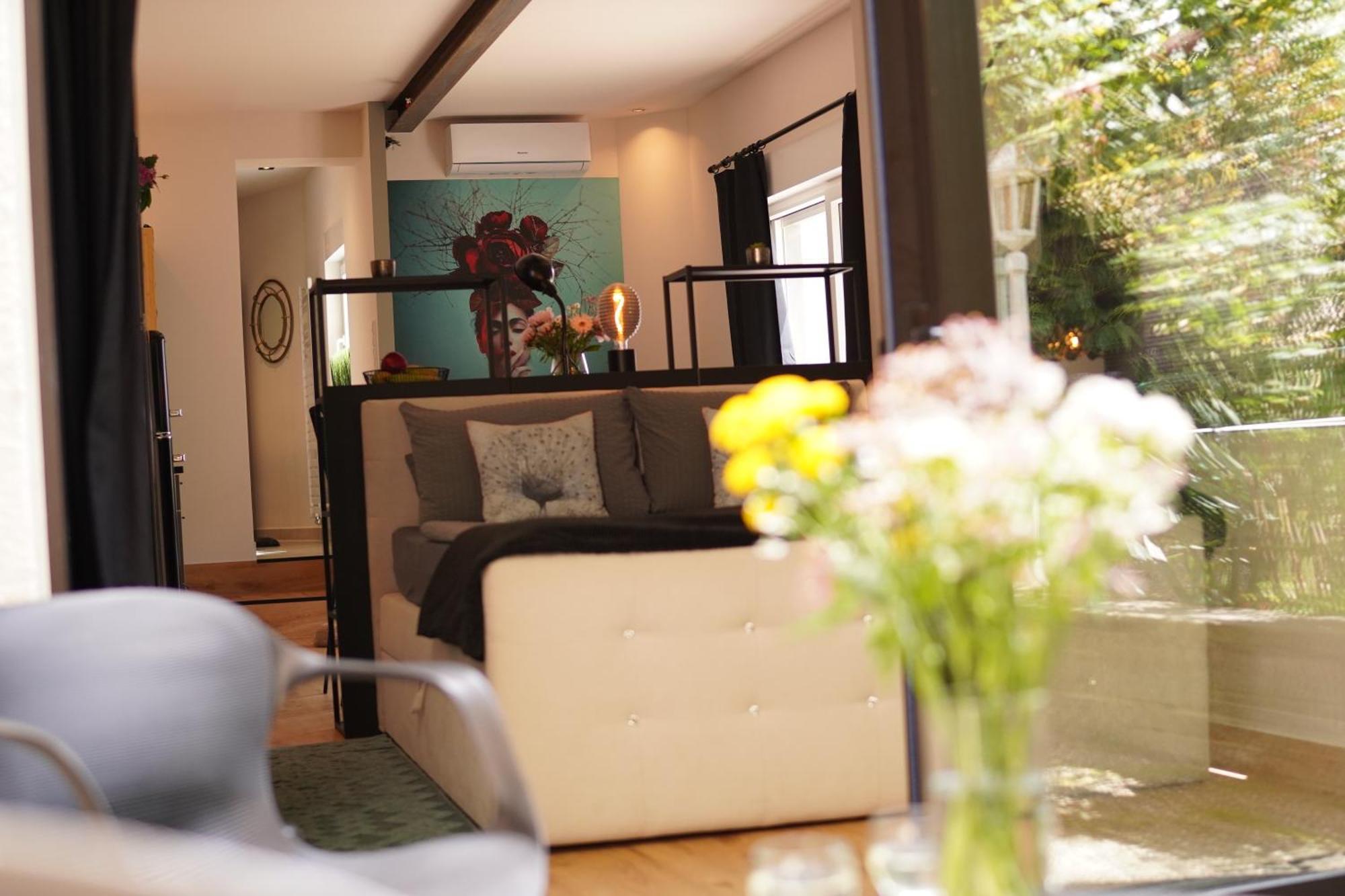 Stay At Smilla - Boutique Apartments Mit Kueche - Parken - Klima - Netflix - Waschmaschine Висбаден Екстериор снимка