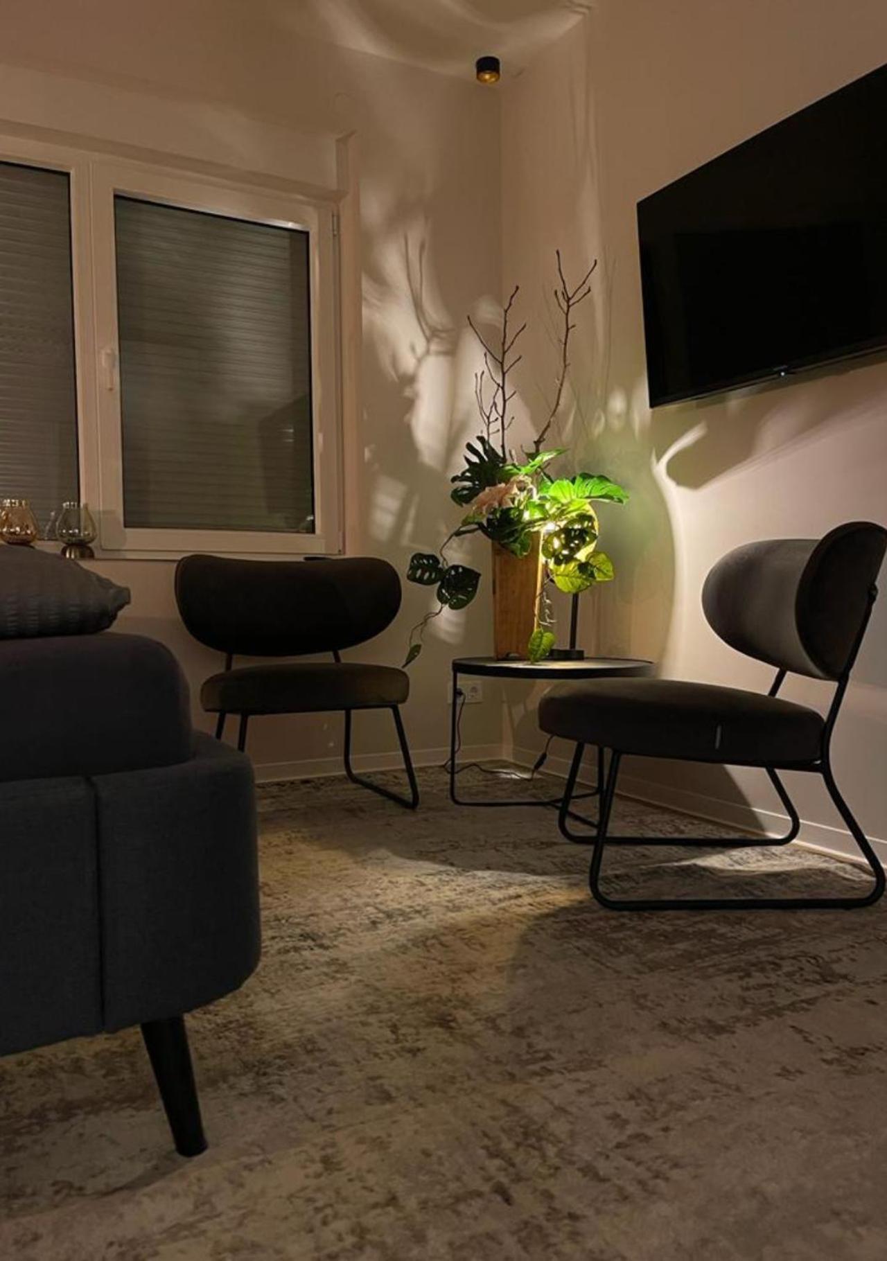 Stay At Smilla - Boutique Apartments Mit Kueche - Parken - Klima - Netflix - Waschmaschine Висбаден Екстериор снимка